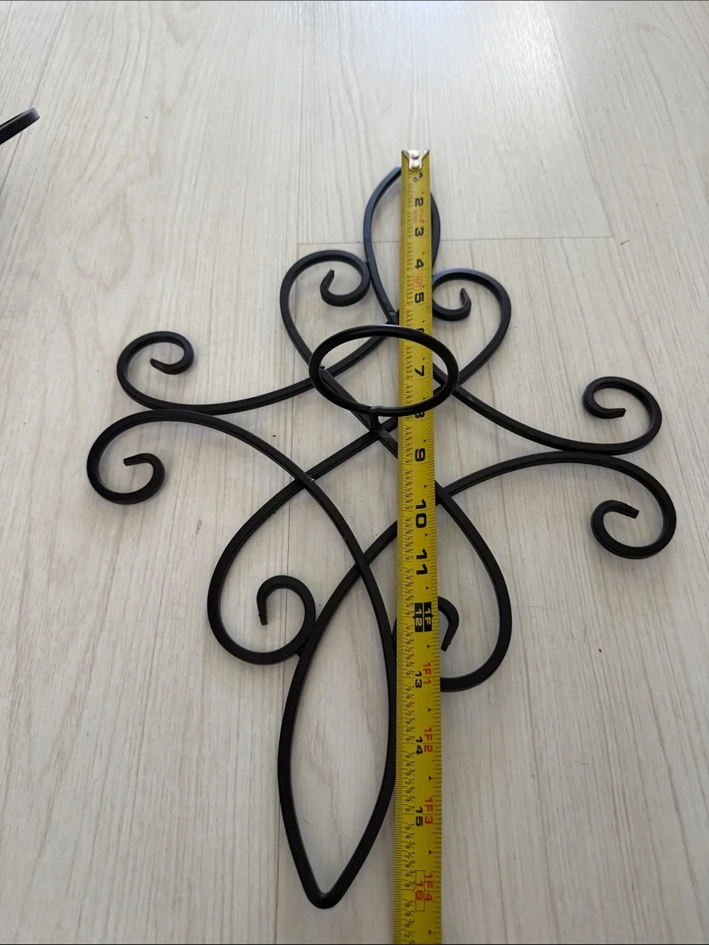 Decorative Black Metal Wall Scroll Pair - Elegant Home Wall Decor